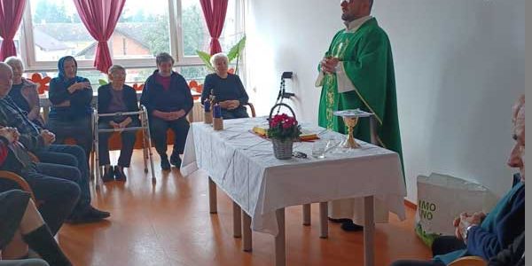 Sv. Misa uoči blagdana Svih Svetih u Podružnici Otočac