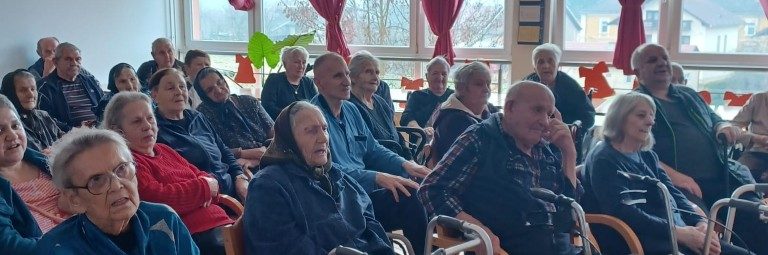 IMG-20241219-WA0013 Zabava povodom božićnih i novogodišnjih blagdana u Podružnici Otočac