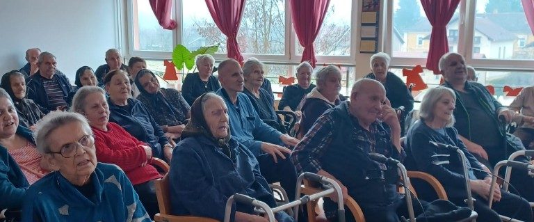 Zabava povodom božićnih i novogodišnjih blagdana u Podružnici Otočac