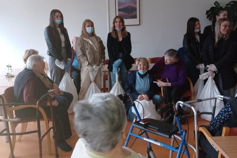 Posjet teta iz Dječjeg vrtića „Ciciban“ u Podružnici Otočac