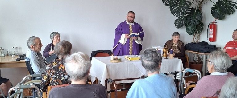 Sv. Misa za Božić i božićne blagdane u Podružnici Otočac
