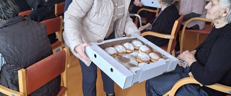 Posjet Caritasa u Podružnici Otočac