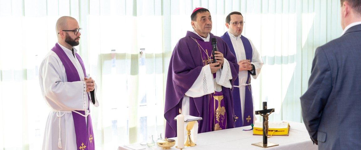 Biskup posjetio županijski Dom za starije i blagoslovio djelatnike