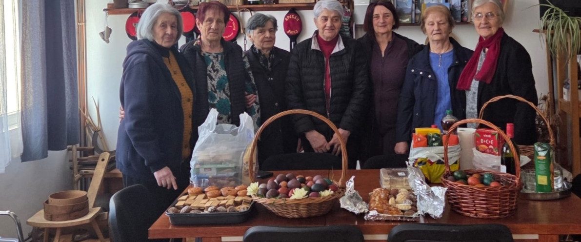 Posjet članica SKD „Prosvjeta“ Udbina korisnicima Doma, Podružnica Udbina povodom blagdana Uskrsa