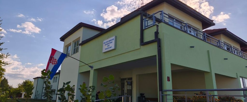 Završena sanacija pročelja novog dijela Doma u Gospiću