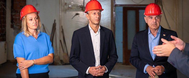 Ministar Alen Ružić u Gospiću posjetio Dom za starije osobe Ličko-senjske županije